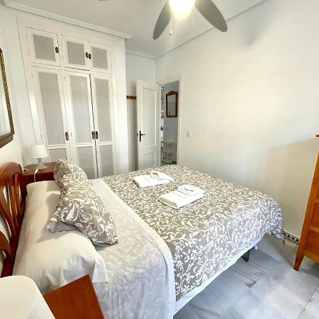 Apartamento Columela Pinar En Zona Tranquila Con Wifi Lägenhet Chiclana de la Frontera Exteriör bild