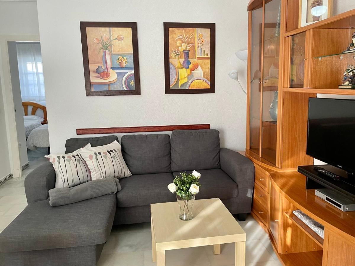 Apartamento Columela Pinar En Zona Tranquila Con Wifi Lägenhet Chiclana de la Frontera Exteriör bild