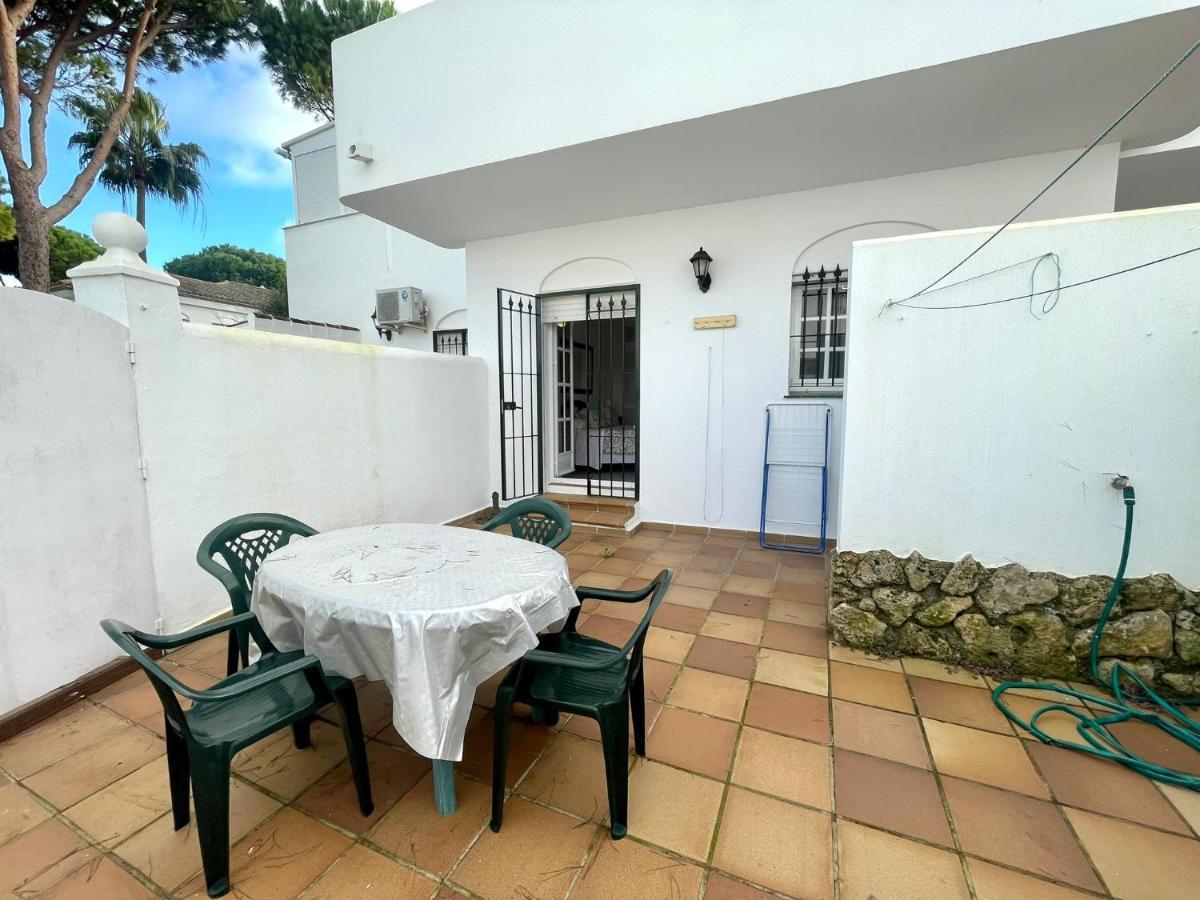 Apartamento Columela Pinar En Zona Tranquila Con Wifi Lägenhet Chiclana de la Frontera Exteriör bild